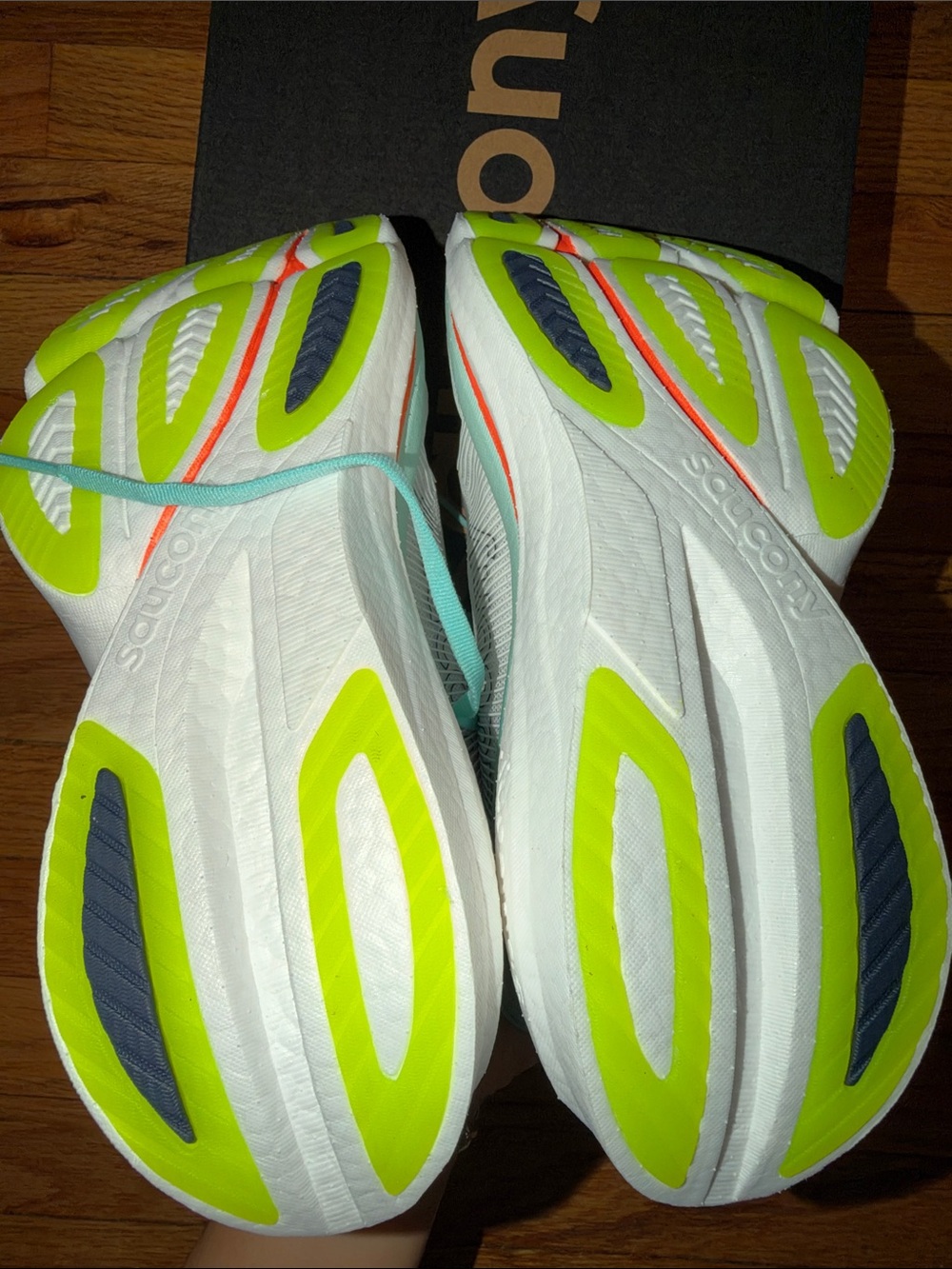 Saucony Women’s White, Aqua & Neon Yellow Running Shoes - Picture 9 of 12
